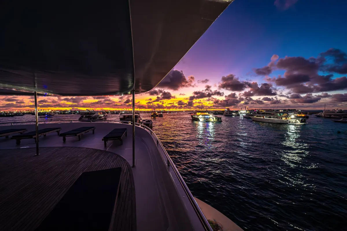 What a liveaboard dive cruise from Sorong to Raja Ampat looks like