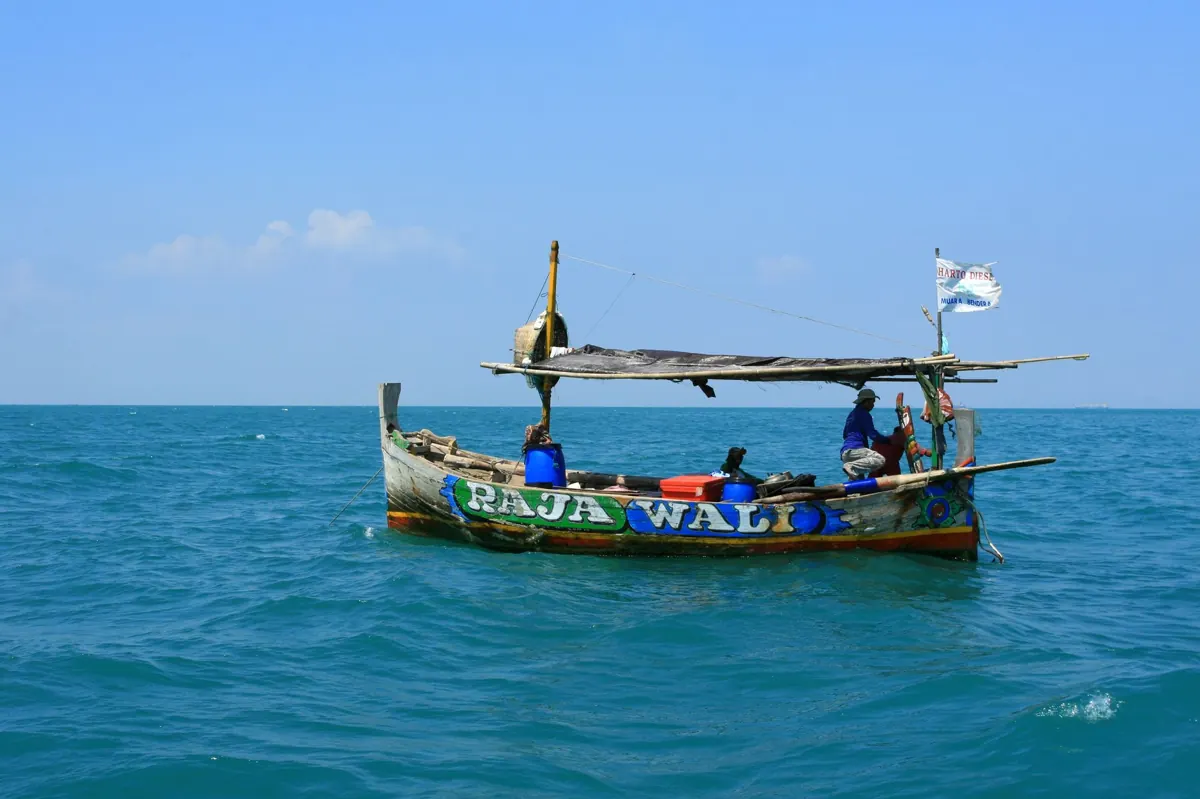 What to pack for a Raja Ampat liveaboard departing Sorong